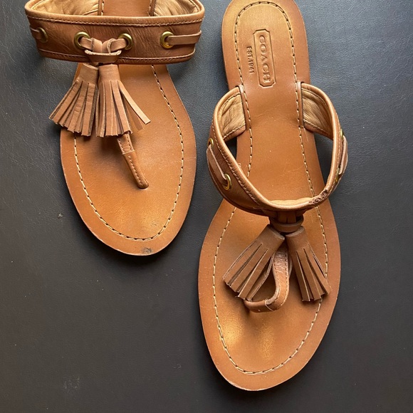 Coach “Sheena” leather tassel sandals - Picture 3 of 8